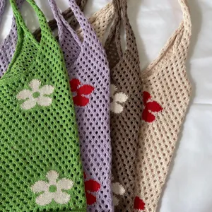 Geflochtene Strick Hohl Schultertasche, lässige Blumen Mesh Tote Tasche Damen Alltag Mode.