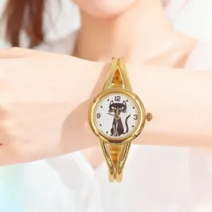 Montre à Quartz Minimaliste Montre Bracelet en Alliage Cadran Chat Squelette Créatif Montre-Bracelet Casual Pour Hommes Femmes Mode
