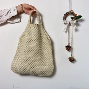 Beige Strick Handtasche im Vintage Stil, lässige gewebte Schultertasche für Damen Alltag.