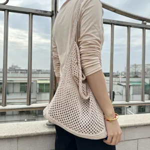 Beige Strick Netztasche Umhängetasche minimalistische Freizeittasche für den täglichen Einkauf
