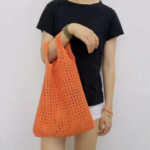 Oranger Häkelnetz-Shopper, lässige ausgehöhlte Strick-Handtasche, geräumige Markttasche.