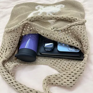 Gestrickte Tragetasche Damen ästhetisch süß Kaninchen Muster große Kapazität Schultertasche