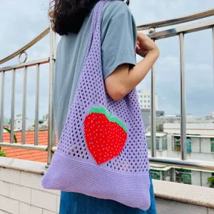 Lila Strick Mesh Tote Bag mit rotem Erdbeer Muster lässige Damen Schultertasche Sommer