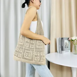 Beige Strick Häkel Schultertasche, ausgehöhlte lässige Tote Bag für Damen Strand Alltag.