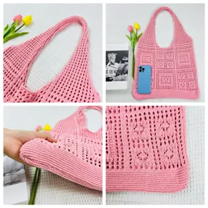 Rosa hohle Strick Tote Tasche für Damen, modische Strand Umhängetasche mit Muster.