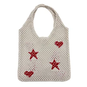 Beige geflochtene Mesh-Tasche mit roten Herz- und Sternmustern, lässige hohle Umhängetasche für Damen.