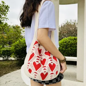 Bolso tote de punto con patrón de corazón rojo, bolso de hombro casual y elegante para mujeres.