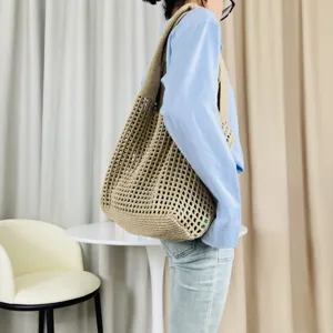 Lässige Strick Häkeln Ajour Shopper Tasche für Damen, schicke khaki Schultertasche Alltag.