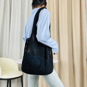 Schwarze gehäkelte Beuteltasche für Damen, lässige Mesh Schultertasche für Alltag und Einkauf