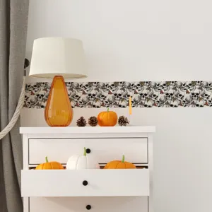 Halloween schedel muursticker rand voor feestelijk raam en tegel decoratie details