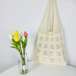 Beige Häkel-Tasche, ästhetische Netz-Umhängetasche, lässige Strand-Stricktasche für Damen.