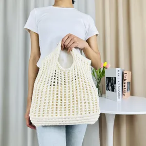 Sac cabas en crochet tissé beige, sac de plage épaule évidé décontracté pour les achats quotidiens.
