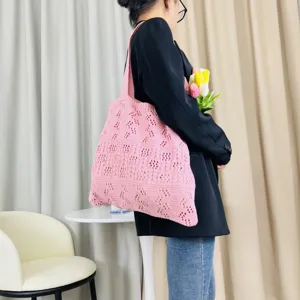 Rosa Strick-Shopper, Damen Umhängetasche mit Lochmuster, lässige Strand-Handtasche.
