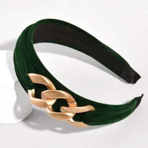 Dunkelgrüner Samt Haarreif mit klobiger goldener Kette Detail elegante Damen Haaraccessoires.