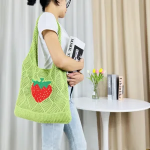 Grüne Strick Erdbeere Tote Bag, lässige Stricktasche Schultertasche mit großem Fassungsvermögen.