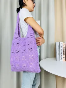 Violette Häkel-Tragetasche für Damen, modische große Strick-Umhängetasche für Strand.
