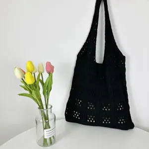 Schwarze Strick Damentasche Vintage Lochmuster Schultertasche Große Kapazität Strandtasche
