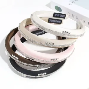 Cerchietto imbottito in raso con strass fascia per capelli larga elegante set accessori donna
