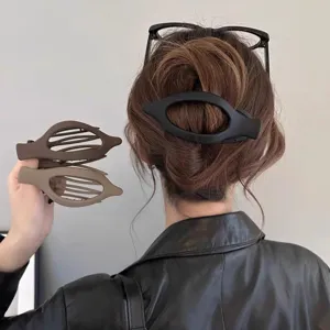Molla per capelli ovale opaca alla moda da donna, accessorio minimalista unicolore per crocchia.