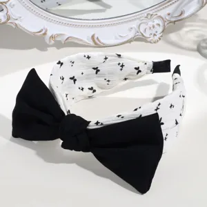 Exquisite black and white butterfly print bow headband detail, wide brim hair hoop accessory.