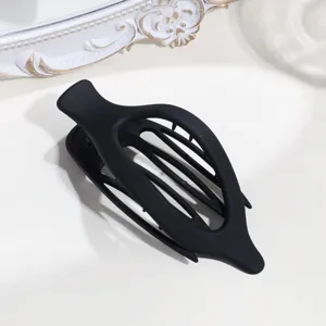 Molla per capelli ovale nera opaca da donna, accessori per capelli cavi chic per styling.