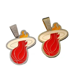 Fashion Miami Heat basketball logo pendant necklace, sparkling full rhinestones hip-hop jewelry.