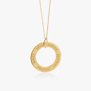 Custom engraved round pendant necklace in 18k gold plated stainless steel minimal style