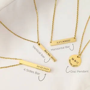 Ensemble de colliers pendentifs barre et disque en acier inoxydable doré, bijoux gravés.