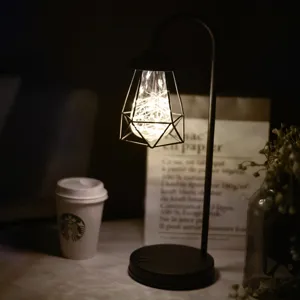 Vintage USB LED bureaulamp met geometrische metalen kooi en warm licht voor huisdecoratie