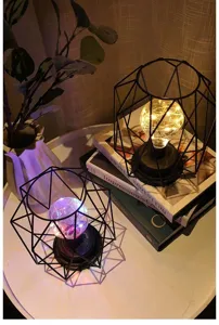 LED luce notturna in filo metallico geometrico vintage lampada da tavolo decorativa