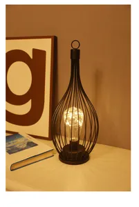Europäische minimalistische Eisen Laterne LED Lampe Vintage Glühbirne Heimdekoration Licht