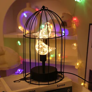 Creatieve IJzeren Vogelkooi LED Nachtlampje Kerst Decoratie Desktop Romantische Vogel Tafellamp USB Batterij Ornament