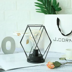 Moderne Noordse IJzer Geometrische LED Tafellamp Voor Slaapkamer Decor Ins Stijl Metaaldraad Nachtlampje Minimalistische Batterij USB Decoratieve Lamp