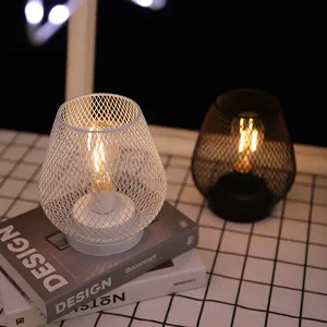 Moderne ijzeren draadgaas LED tafellamp, decoratief nachtlampje voor gezellige slaapkamer en studeerkamer