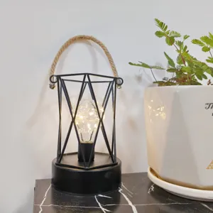 Lámpara de mesa geométrica negra de metal con cuerda de cáñamo y luces LED para decoración.