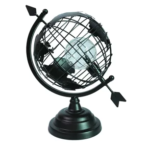 Zwarte metalen wereldbol LED nachtlampje creatieve decoratieve lamp voor kantoor slaapkamer.
