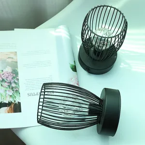 Scandinavische LED ijzeren nachtlamp slaapkamer decoratieve tafellamp minimalistisch ontwerp