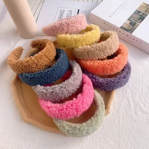 Süße flauschige Plüsch Haarreif in Bonbonfarben breiter Winter Haarschmuck für Damen Mädchen.