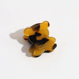 Mini cute bear hair claw clip for women, tortoiseshell hair accessories, sweet hair styling tool.