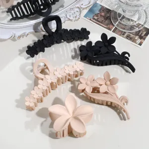 Matte Frangipani Flower Hair Claw Large Matte Plastic Floral Shark Clip Elegant Hair Accessory For Women Daily Hairstyle