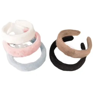 Weicher Plüsch Haarreif für Damen, flauschiger Haarschmuck für Alltag, Make-up und Gesichtswaschen.