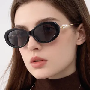 Women Retro Oval Sunglasses With Artificial Pearl Decoration Fashion UV400 Sun Protection Metal Temple Street Photography Glasses
