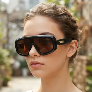 Retro Hip-Hop Shield Sonnenbrille für Damen, oversized schwarze Mode-Brille für Outdoor-Fahrten.