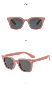 Kinder quadratische Silikon Sonnenbrille mit Nieten, modischer UV Schutz für Outdoor.