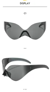 Futuristische Punk Shield Sonnenbrille für Streetwear, bietet einen auffälligen Oversized-Look.