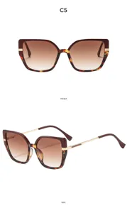 Vintage große Cat-Eye-Sonnenbrille in quadratischer Form mit stilvollen Verlaufsgläsern.