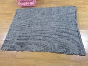 Grob gestrickte Chenille Decke kuschelweiche Sofadecke Wohndecke für Bett Wohnzimmer Detail