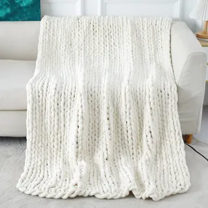 Chunky knit chenille throw blanket for sofa, soft cozy handmade-look warm cream blanket.