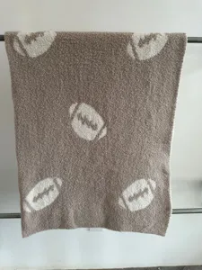 Morbida coperta in maglia soffice con motivo da rugby palla accogliente divano letto casa