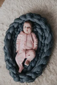 Handgemachte grobe Strick Babynest Neugeborenen Fotografie Requisite graues Körbchen